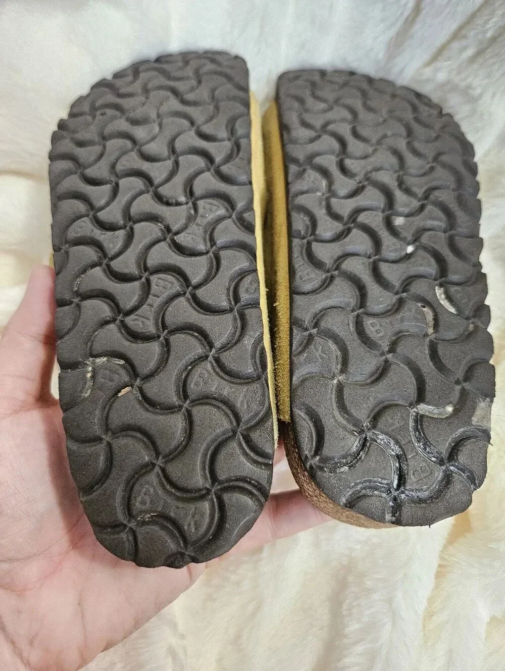 Birkenstock Arizona Shearling Suede Sandals – Size EU 37 / US Women's 6-6.5